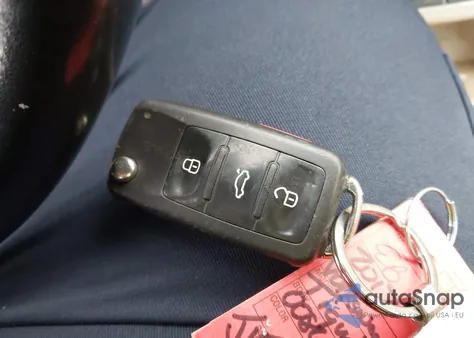 2017 Volkswagen Tiguan 2.0T Wolfsburg Edition из США, поврежденный, VIN WVGSV7AX0HK008691